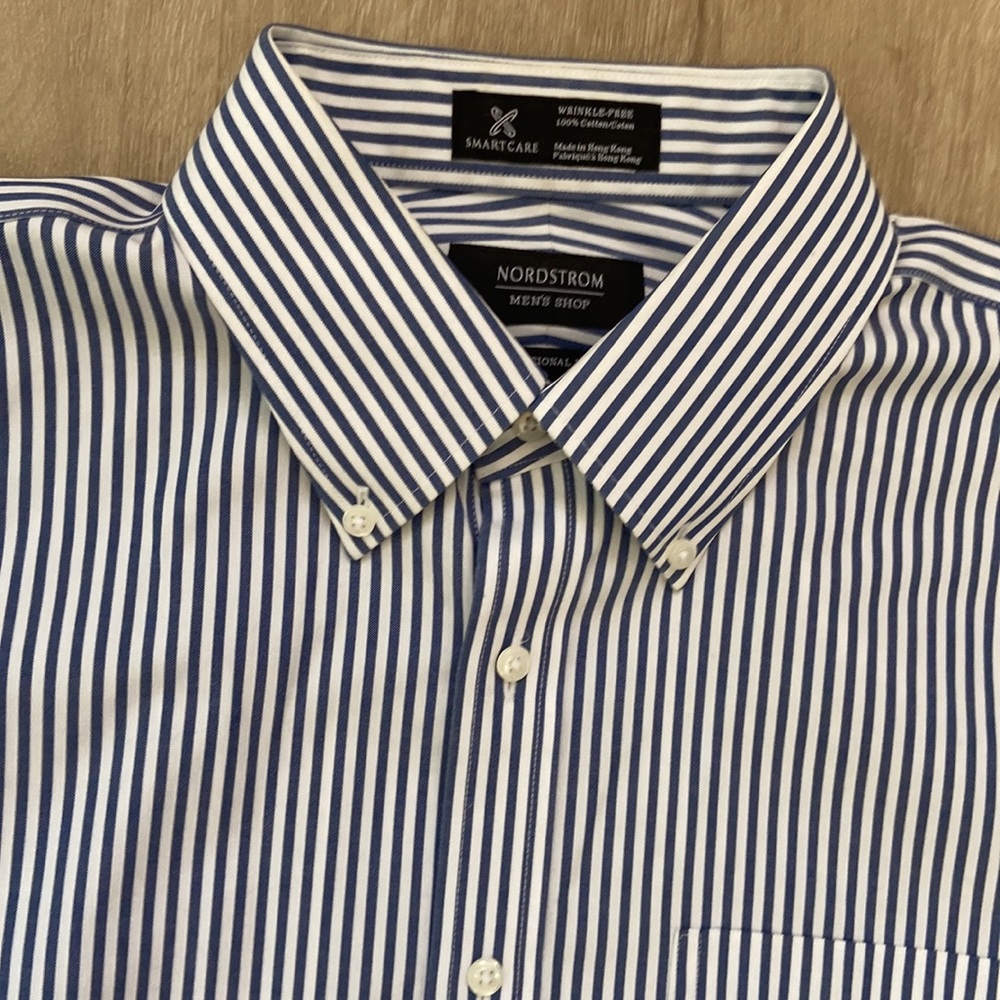 Nordstrom blue white pinstripe dress shirt EUC